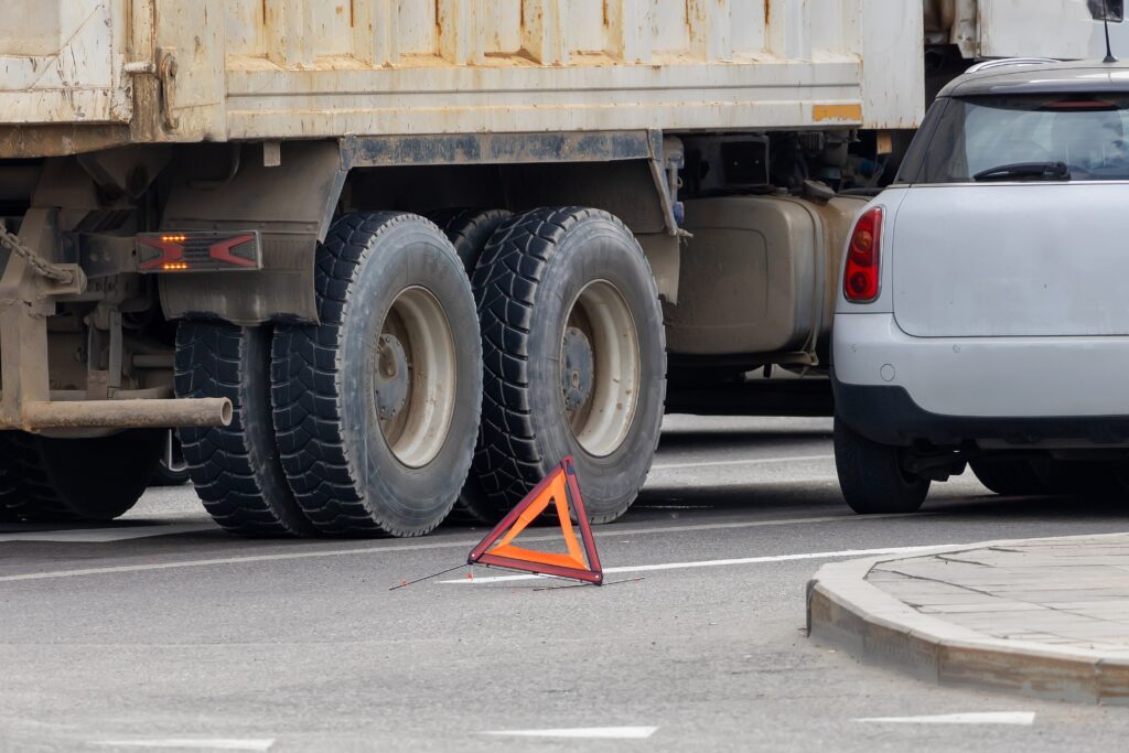 How to Seek Compensation for Injuries From Underride Truck Accidents