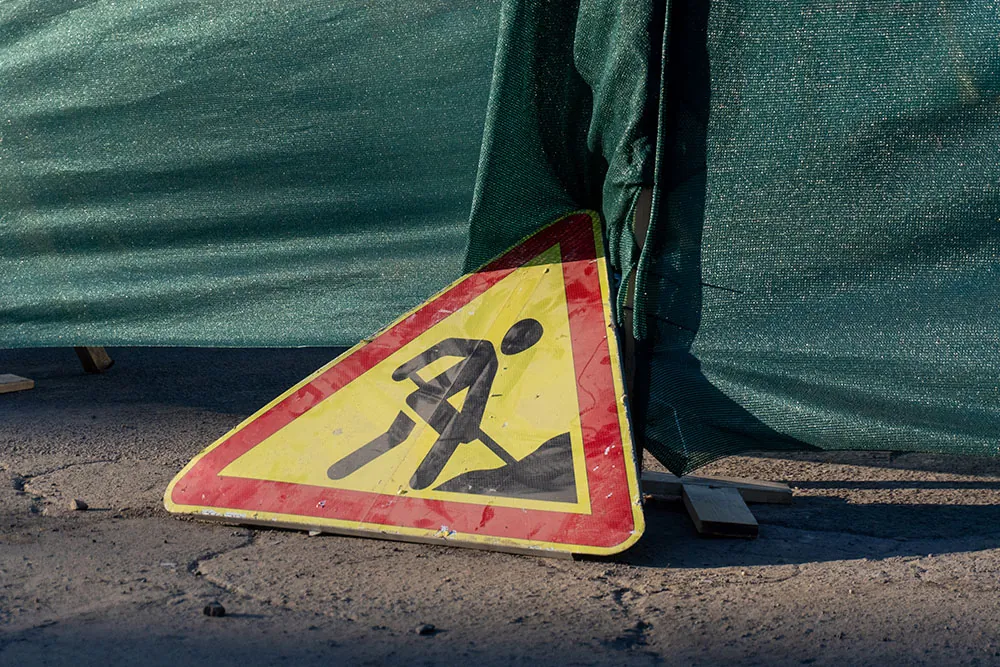 Who is Liable if a Road Hazard Causes a Car Accident?